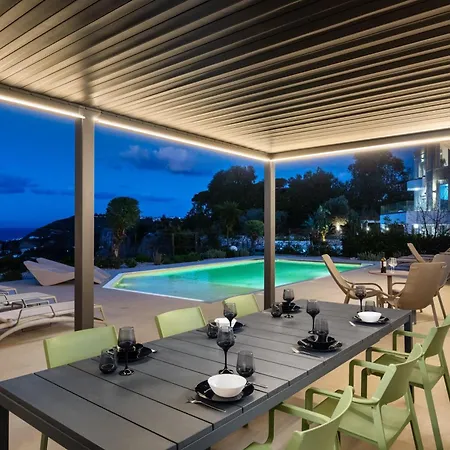 Vista By Del Sol * Rhodes City