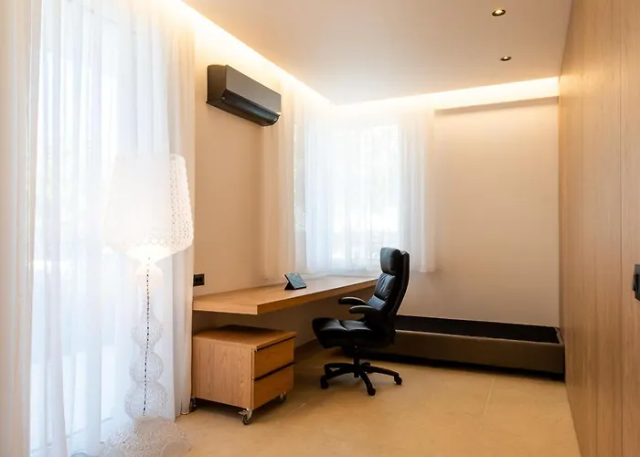 Vista By Del Sol * Rhodes City