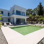 Vista By Del Sol Villa *