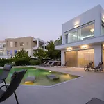 Vista By Del Sol Vila *
